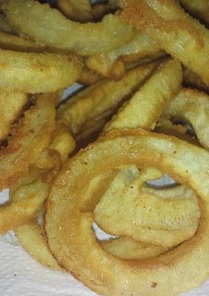 Una foto de Aros de cebolla fritos