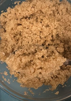 صورة لوصفة رز الزهره او القرنبيط بنكهة الكاري🍚😋!