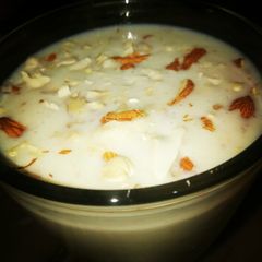 A picture of Special banana milkshake.