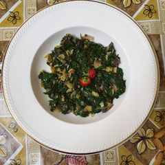 A picture of Lasuni Palak.