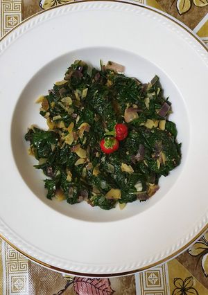 A picture of Lasuni Palak.