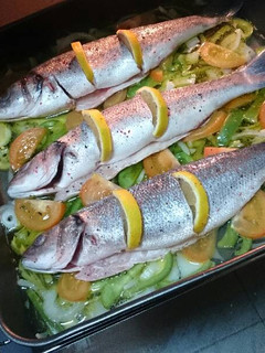 Una foto de 🐟🐟Lubina al horno🐟🐟