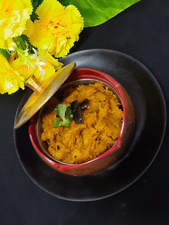 पंपकिन की खट्टी मीठी सब्जी (Pumpkin ki khatti mithi sabzi recipe in Hindi) रेसिपी मुख्य फोटो