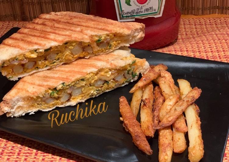 Recipe of Any-night-of-the-week Scrambled eggs and masala fries sandwich