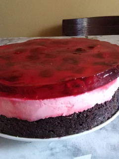 Túrós- málna torta recept fotója