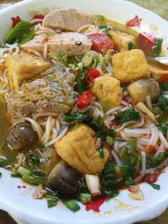 Hình của món Bún riêu cua.