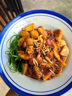Foto resep Sambal Goreng Jengkol (Pelengkap Nasi Liwet) Simpel & Super Enak
