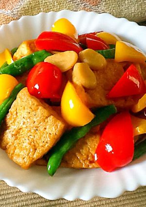 彩蔬紅燒豆腐 的食譜成品照片