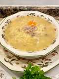 Caldo de gallina y pollo