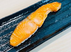 減鹽版✨鹽漬鮭魚|過熱水蒸氣烤箱微波爐 的食譜成品照片