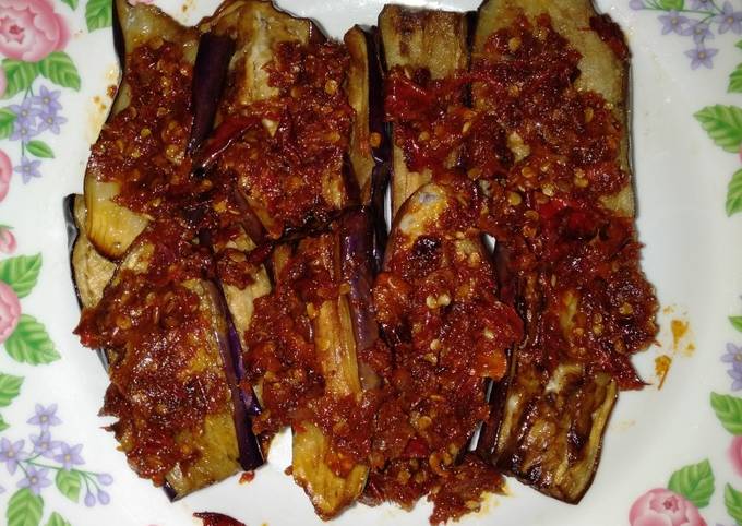 Resep 85. Sambal Terong Ungu Pedas by Uliz Kirei, Lezat