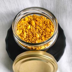 A picture of Roasted gram dal and peanut chutney (jain recipe).