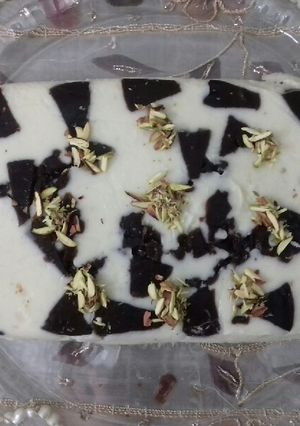 عکسی از دستور دسر فرنی خرده شیشه