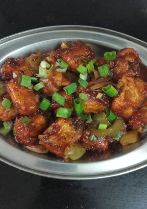 પનીર ચીલી ડ્રાય (Paneer Chili Dry Recipe In Gujarati) રેસીપી મુખ્ય ફોટો