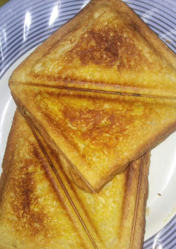 A picture of Toast bread/Sandwitch.