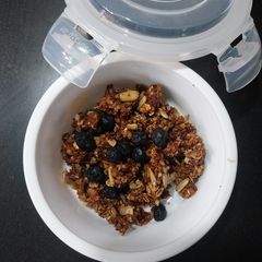 A picture of Granola.