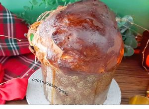 Foto principal de Panettone clásico -amasado en panificadora-