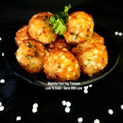 A picture of Sabudana Vada.