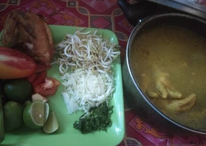 Soto Ayam kuah Kuning