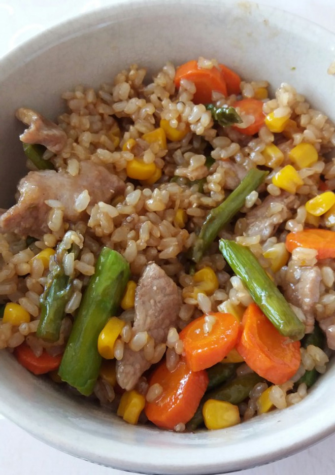 Una foto de Arroz integral estilo oriental