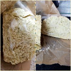 A picture of Alfredo stuffed Garlic Bread. 😘.
