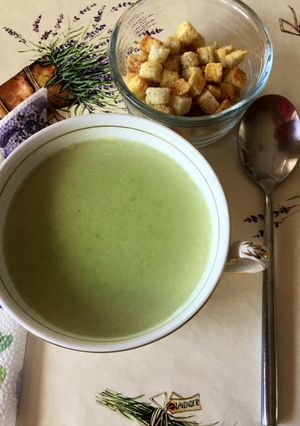 Brokkoli🥦krém leves recept fotója