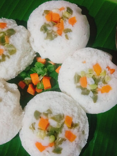 காய்கறி இட்லி செய்முறை முக்கிய புகைப்படம்