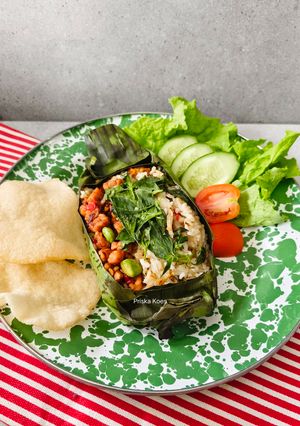 Foto resep Nasi Bakar Ikan Teri Orek Tempe