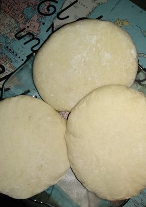 Una foto de Pan blanco básico vegano y sin levadura 😋😎