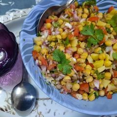 Spicy Chana Chaat 😋 no oil A picture of Spicy Chana Chaat 😋 no oil.
