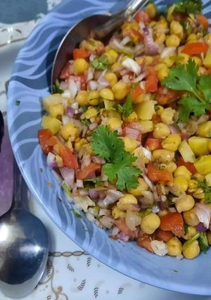 A picture of Spicy Chana Chaat 😋 no oil.