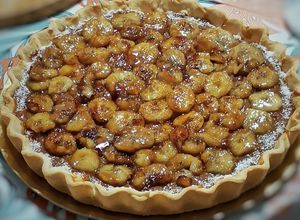 Una foto de Tarta de banana y dulce de leche