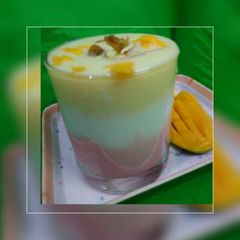 A picture of Three colour smoothie.