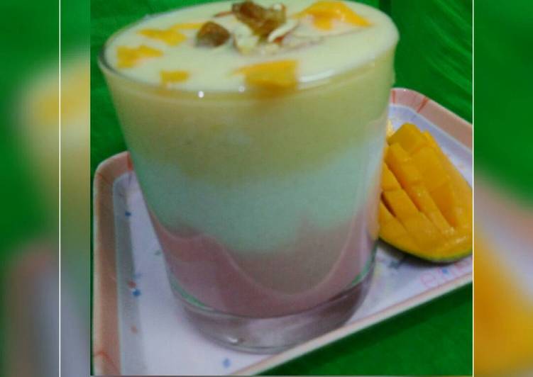 Recipe of Homemade Three colour smoothie