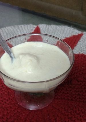 A picture of Lemon icecream.