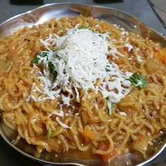 A picture of Cheese Maggi.