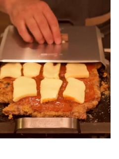 Una foto de Súper Milanesa a la pizza a La Planchetta