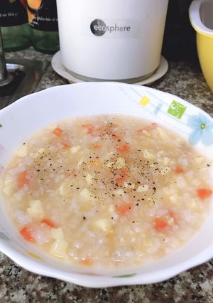 Hình của món Cháo thịt bằm, đậu hũ, cà chua.