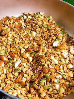 Hình của món Granola.