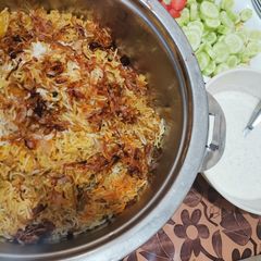 A picture of Chicken Biryaani.