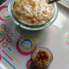A picture of Dates oat meal.