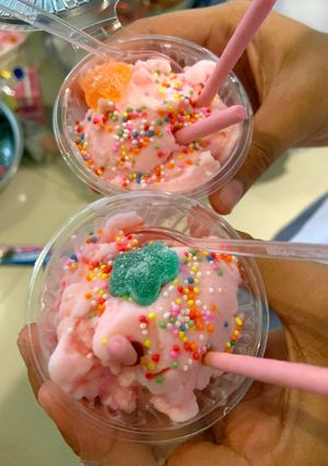 Foto resep Es Krim Strawberry Tanpa Freezer (Metode Titik Beku Kimia)