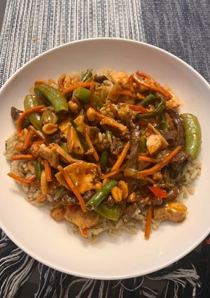 A picture of Thai Peanut Stir Fry.