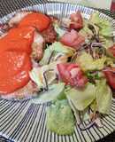 Lomo con salsa de pimientos del piquillo y ensalada en 12 minuto