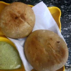 A picture of Kachori.