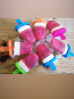 Una foto de Paletas de sandía 🍉
