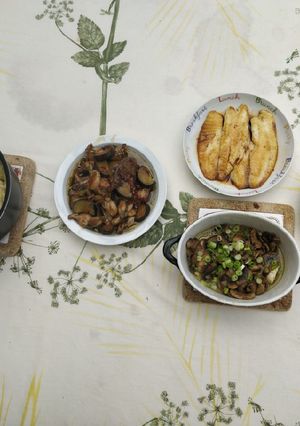 Hình của món Bữa cơm gia đình vào ngày chủ nhật.