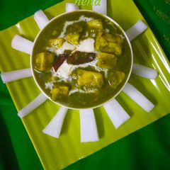 Evergreen Palak Paneer A picture of Evergreen Palak Paneer.