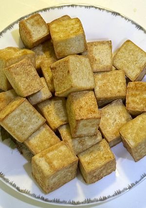 香煎椒鹽板豆腐｜減脂人快速料理 的食譜成品照片