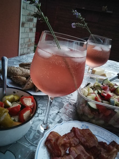Fruska levendula rosé recept fotója